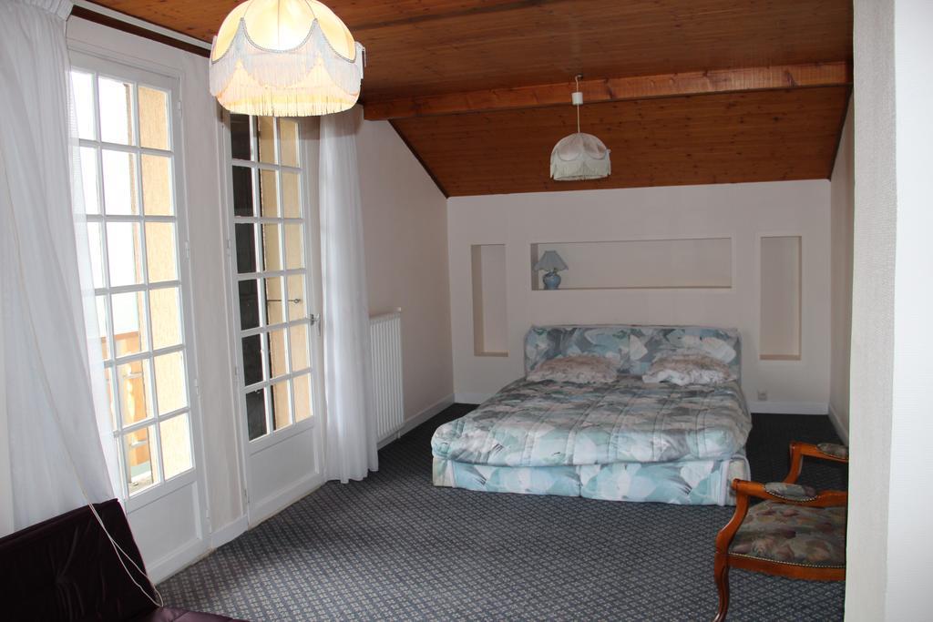 Holiday home Maison de la litiére Pugny-Chatenod Habitación foto