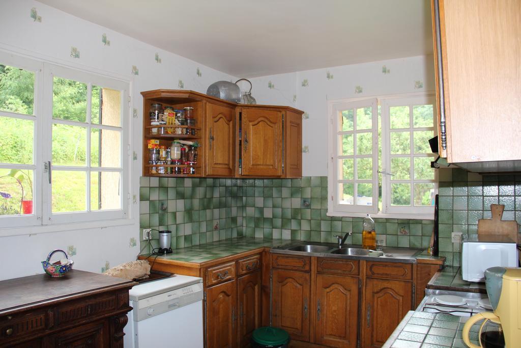 Holiday home Maison de la litiére Pugny-Chatenod Habitación foto